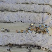 tapis plaid handira en pure laine tissée à la main par des artisanes marocaines